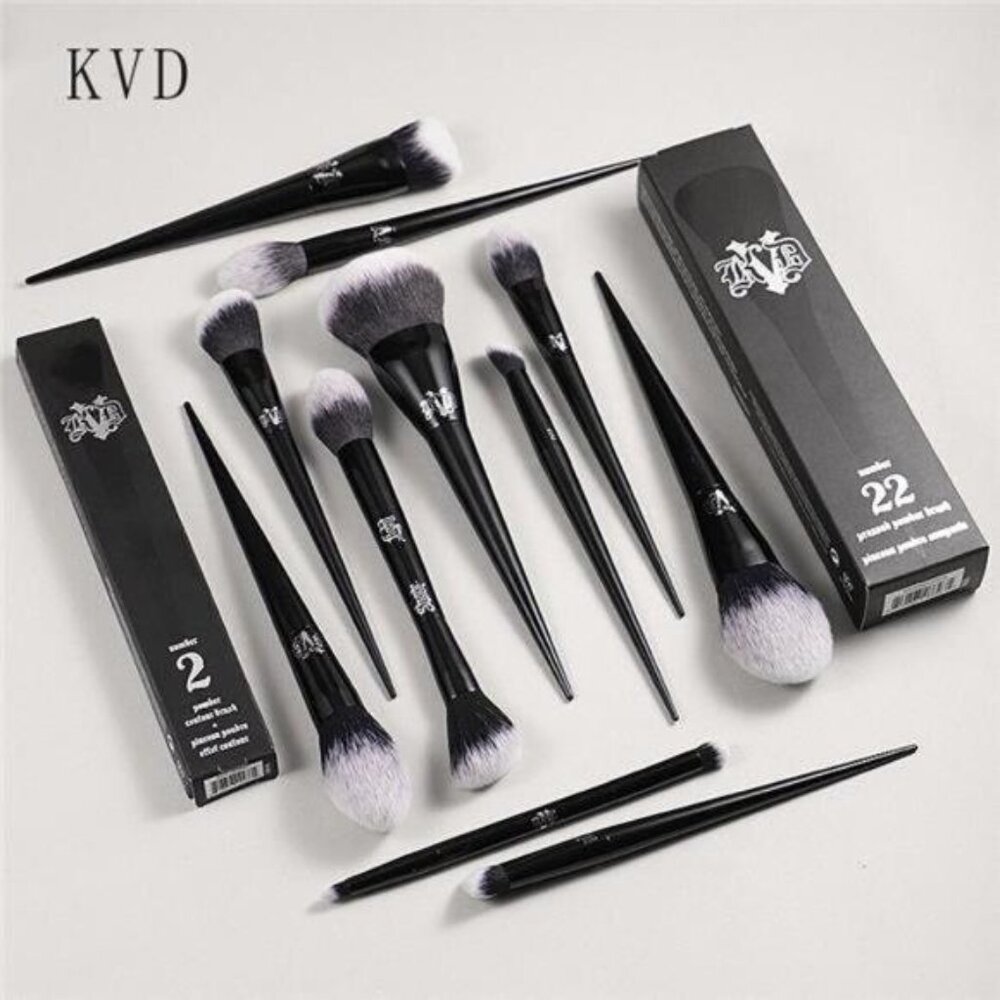 Kat Von D  Makeup Brush Set & Kit Foundation Blush Highlight Concealer NEW